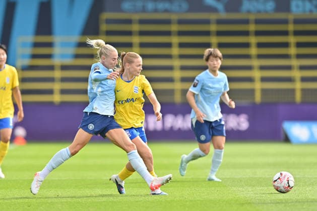 Manchester City versus Birmingham City in the Barclays WSL at the Joie Stadium Featuring: Alex Greenwood, Lily Crosthwaite Where: Manchester, United Kingdom When: 06 Sep 2026 Credit: Graham Finney Cover Images EDITORIAL USE ONLY. NOT FOR USE BY NEWSPAPERS BASED IN THE UK. Copyright: xx coverimg55988964