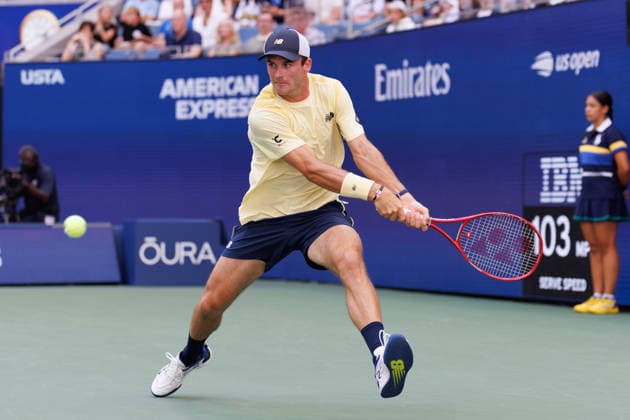 September 6, 2026: Tommy Paul (USA) in action against Carlos Alcaraz (ESP) during their Round 4 match at the US Open on September 6, 2026, held at the USTA Billie Jean King National Tennis Center in New York City. Tennis 2026: US Open, September 6, 2026  - ZUMAc04_ 20260906_zma_c04_095 Copyright: xBerniexHaleyx