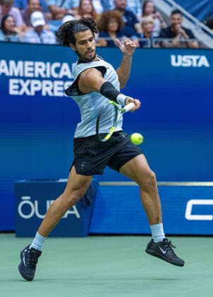 2026 US Open - Day 8 NEW YORK, NEW YORK - SEPTEMBER 6: Carlos Alcaraz of Spain returns a shot during his match against Tommy Paul of the United States during the 2026 US Open - Day 8 at USTA Billie Jean King National Tennis Center on September 6, 2026 in New York, New York. New York USTA Billie Jean King National Tennis Center New York United States Copyright: xSusanxMullane ISIxPhotosx 9753