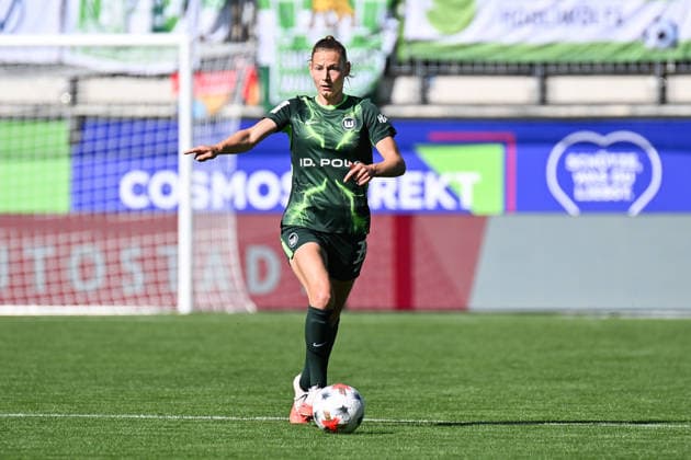 Fußball I Frauen I Saison 2026-2027 I Bundesliga I 3. Spieltag I VfL Wolfsburg - SV Werder Bremen I 06.09.2026 Sarai Linder (39, VfL Wolfsburg) dribbelt mit dem Ball Freisteller, Nahaufnahme, Porträt, Portrait, Einzelfoto, Einzelbild, Körper Wolfsburg AOK Stadion Niedersachsen Deutschland *** Soccer I Women s Soccer I 2026–2027 Season I Bundesliga I Matchday 3 I VfL Wolfsburg vs. SV Werder Bremen I September 6, 2026 Sarai Linder 39, VfL Wolfsburg dribbles the ball; cutaway shot, close-up, portrait, single photo, single frame, body; Wolfsburg, AOK Stadium, Lower Saxony, Germany Copyright: xLobeca InesxHähnelx