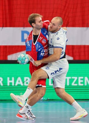 06.09.2026, Deutschland, Bietigheim, Handball Bundesliga, Saison 2026 2027 SG BBM Bietigheim vs. TBV Lemgo, v.l. Mathias Larson (BBM), Christian OÂ Sullivan (TBV)