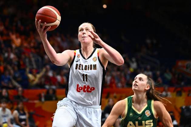 Belgium v Australia - FIBA Women s Basketball World Cup 2026 BERLIN, GERMANY - SEPTEMBER 07 : Meesseman Emma power forward of Belgium and Borlase Isobel guard of Australia during the FIBA Women s Basketball World Cup group C phase match between Belgium and Australia in Berlin on September 7, 2026 in Berlin, Germany, 07 09 2026 Berlin Germany  Copyright: xVincentxKalutx