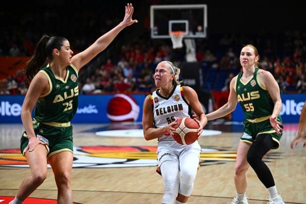 Belgium v Australia - FIBA Women s Basketball World Cup 2026 BERLIN, GERMANY - SEPTEMBER 07 : Fowler Alex forward of Australia and Allemand Julie point guard of Belgium during the FIBA Women s Basketball World Cup group C phase match between Belgium and Australia in Berlin on September 7, 2026 in Berlin, Germany, 07 09 2026 Berlin Germany  Copyright: xVincentxKalutx