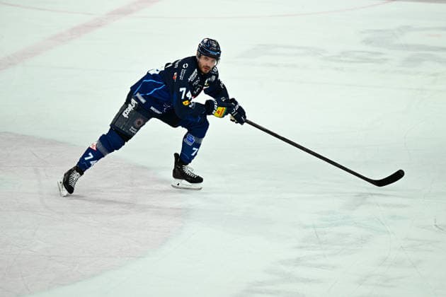Tomas Sykora (Dresdner Eisloewen, 74) Dresdner Eisloewen vs. EC Kassel Huskies, Testspiel 2. Eishockey Bundesliga Herren, Spielzeit 2026 2027, 06.09.2026 Dresdner Eisloewen vs. EC Kassel Huskies, Testspiel 2. Eishockey Bundesliga Herren, Spielzeit 2026 2027, 06.09.2026 Dresden *** Tomas Sykora, Dresdner Eisloewen, 74; Dresdner Eisloewen vs. EC Kassel Huskies, Friendly Game 2, Men s Ice Hockey Bundesliga, 2026–2027 Season, September 6, 2026, Dresdner Eisloewen vs. EC Kassel Huskies, Exhibition Game 2, Men’s Ice Hockey Bundesliga, 2026–2027 Season, September 6, 2026, Dresden Copyright: xEibner-Pressefoto xHoepnerx EP_PHR
