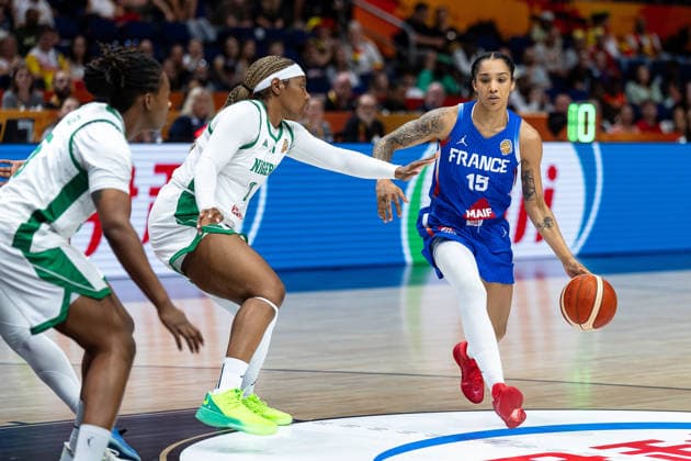 Gabby Williams (Frankreich, 15) im Dribbling, GER, Nigeria vs. Frankreich, Basketball, FIBA Women s World Cup 2026, Gruppenphase, Spieltag 3, 07.09.2026 GER, Nigeria vs. Frankreich, Basketball, FIBA Women s World Cup 2026, Gruppenphase, Spieltag 3, 07.09.2026 Berlin Copyright: xEibner-Pressefoto MaxxVincenx EP_MVN