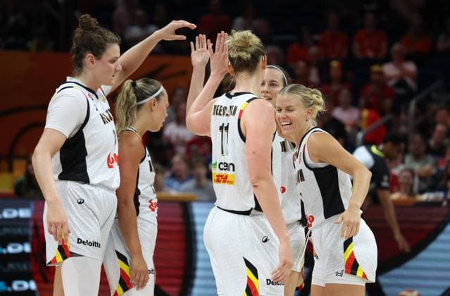 Belgian Cats players celebrate after scoring during a basketball game between Belgian national team, Nationalteam Belgian Cats and Australia, game 3 of the group phase at the FIBA Women s Basketball World Cup, on Monday 7 September 2026, in Berlin, Germany. The FIBA Women s Basketball World Cup takes place in Berlin from 4 to 23 September 2026. VIRGINIExLEFOUR  x185534434x