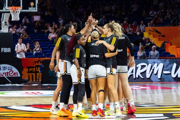 deutsche Mannschaft beim Huddle beim Aufwaermen, Warm Up vor Spielbeginn, Nyara Sabally (Deutschland, 08), Alexis Peterson (Deutschland, 01), Alexandra Wilke (Deutschland, 03), Leonie Fiebich (Deutschland, 13), GER, Deutschland vs. Mali, Basketball, FIBA Women s World Cup 2026, Gruppenphase, Spieltag 3, 07.09.2026 GER, Deutschland vs. Mali, Basketball, FIBA Women s World Cup 2026, Gruppenphase, Spieltag 3, 07.09.2026 Berlin Copyright: xEibner-Pressefoto MaxxVincenx EP_MVN