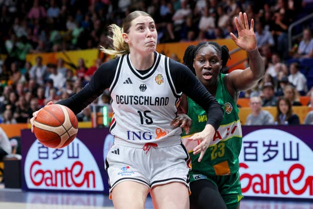 Luisa Geiselsoder (Germany) und Sika Kone (Mali) battle for the ball during the FIBA Women s Basketball World Cup Germany 2026 group match between Germany and Mali at Berlin Arena on September 7, 2026 in Berlin, Germany. (Photo by Marco Steinbrenner DeFodi Images) -