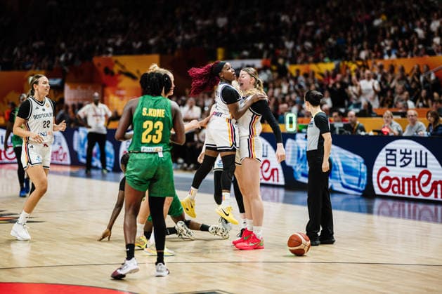 FIBA Women™s Basketball World Cup 2026: Deutschland vs. Mali, 07.09.2026 Alexis Peterson (Deutschland, 1) jubelt mit Luisa Geiselsoder (Deutschland, 15); Basketball, FIBA Women™s Basketball World Cup 2026, Gruppenphase, Gruppe A, 3. Spieltag: Deutschland vs. Mali am 07.09.2026 in der Uber Arena, Berlin Copyright: xBEAUTIFULxSPORTS Tonhäuserx