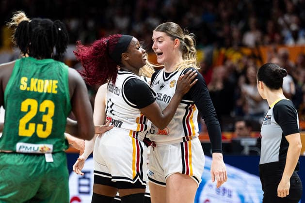 Alexis Peterson (Deutschland, 01) und Luisa Geiselsoder (Deutschland, 15) jubelt Jubel, GER, Deutschland vs. Mali, Basketball, FIBA Women s World Cup 2026, Gruppenphase, Spieltag 3, 07.09.2026 GER, Deutschland vs. Mali, Basketball, FIBA Women s World Cup 2026, Gruppenphase, Spieltag 3, 07.09.2026 Berlin Copyright: xEibner-Pressefoto MaxxVincenx EP_MVN