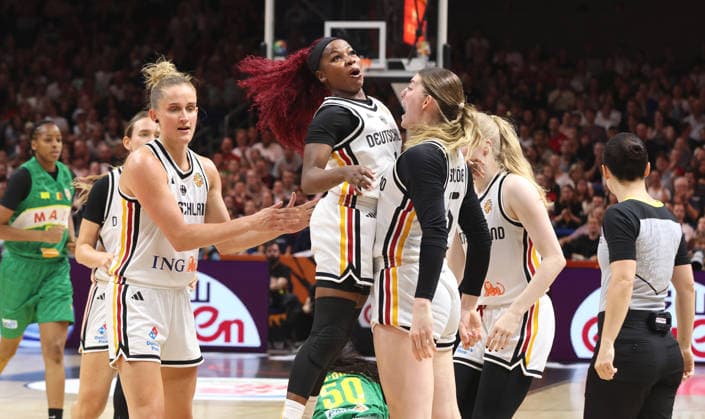 Leonie Fiebich, Alexis Peterson jubelt mit Luisa Geiselsöder Basketball FIBA World Cup Weltmeisterschaft Frauen WM Saison 2026 2027 07.09.2026 DBB Deutschland GER vs Mali