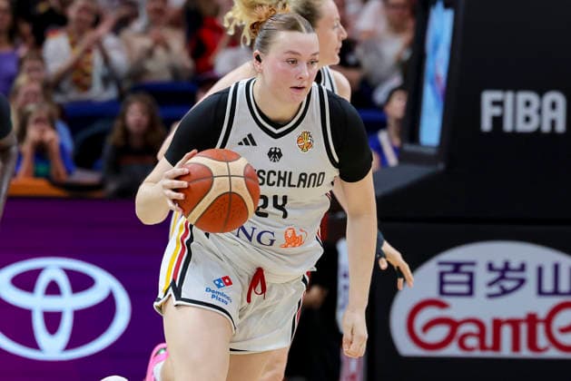 Lina Sontag (Germany) controls the ball during the FIBA Women s Basketball World Cup Germany 2026 group match between Germany and Mali at Berlin Arena on September 7, 2026 in Berlin, Germany. (Photo by Marco Steinbrenner DeFodi Images) -
