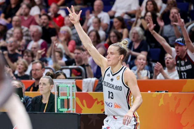 Leonie Fiebich (Germany) cheers during the FIBA Women s Basketball World Cup Germany 2026 group match between Germany and Mali at Berlin Arena on September 7, 2026 in Berlin, Germany. (Photo by Marco Steinbrenner DeFodi Images) -