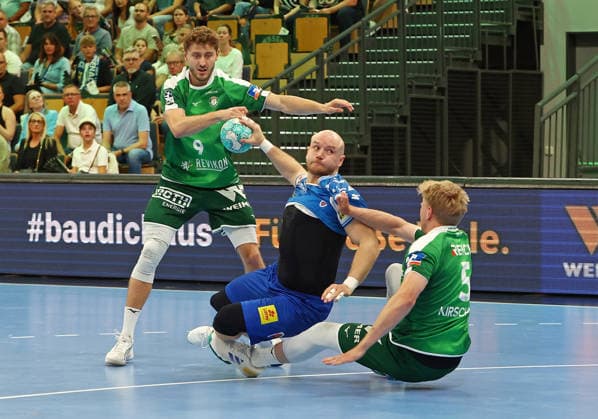 07.09.2026, xovx, Handball Opel Handball-Bundesliga, HSG Wetzlar - ThSV Eisenach v.l. Niklas Theiß (HSG Wetzlar), Peter Walz (ThSV Eisenach), Tristan Kirschner (HSG Wetzlar) Wetzlar Buderus Arena Hessen Deutschland (DE)