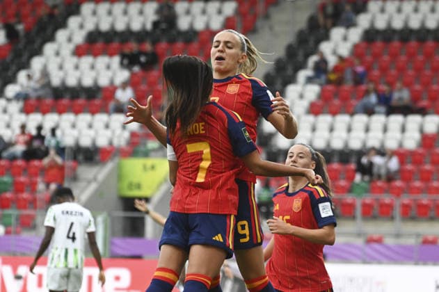 IPA88245691 - Noe Bejarano (ESP) and Marisa Garcia (ESP) celebrating a goal during a FIFA U-20 Women s World Cup match between Spain and Nigeria in Sosnowiec, Poland, on September 7, 2026  Copyright: xMichalxDubiel IPAxSportx xx IPA88245691