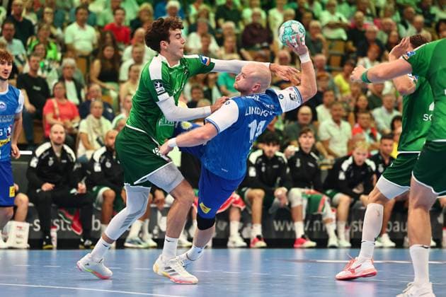Marti Soler (HSG Wetzlar) im Zweikampf mit Peter Walz (ThSV Eisenach) GER, HSG Wetzlar vs ThSV Eisenach, Handball, Opel Handball-Bundesliga, 3. Spieltag, Spielzeit 2026 2027, 07.09.2026 GER, HSG Wetzlar vs ThSV Eisenach, Handball, Opel Handball-Bundesliga, 3. Spieltag, Spielzeit 2026 2027, 07.09.2026 Wetzlar Copyright: xEibner-Pressefoto RenexWeissx EP_RWS