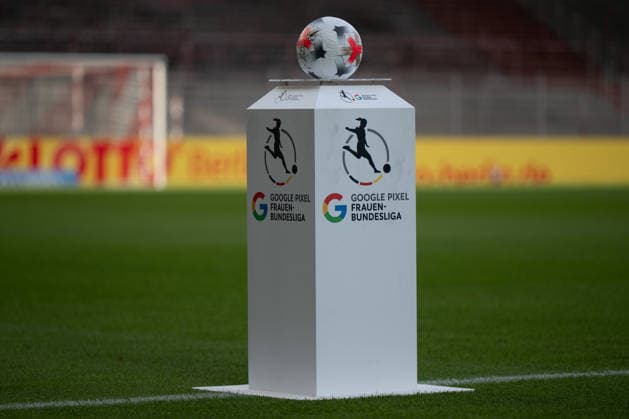 Spielball, 1. FC Union Berlin Frauen vs. Eintracht Frankfurt Frauen, Fussball, Google Pixel Frauen-Bundesliga, 3. Spieltag, 2026 2027, 07.09.2026 DFB regulations prohibit any use of photographs as image sequences and or quasi-video Berlin Berlin Deutschland *** Kickoff, 1. FC Union Berlin Women vs. Eintracht Frankfurt Women, Soccer, Google Pixel Women s Bundesliga, Matchday 3, 2026–2027, September 7, 2026. DFB regulations prohibit any use of photographs as image sequences and or quasi-video. Berlin, Berlin, Germany Copyright: xkolbert-press MarkusxVerwimpx