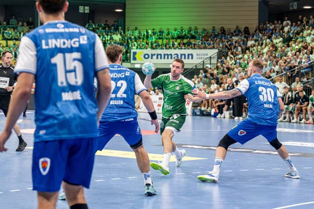 OPEL Handball Bundesliga; HSG Wetzlar - ThSV Eisenach, 07.09.26 Dominik Mappes (HSG Wetzlar, 7), Felix Aellen (ThSV Eisenach, 22), Dominik Solak (ThSV Eisenach, 30) OPEL Handball Bundesliga; HSG Wetzlar - ThSV Eisenach: Wetzlar, 07.09.26 Copyright: xBEAUTIFULxSPORTS Roeczeyx