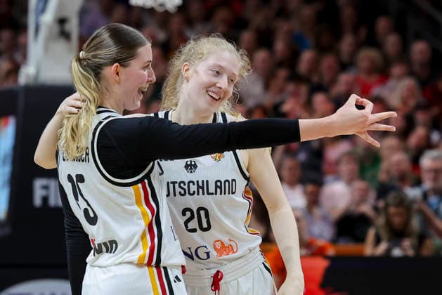 Luisa Geiselsoder (Germany) und Frieda Buhner (Germany) cheer during the FIBA Women s Basketball World Cup Germany 2026 group match between Germany and Mali at Berlin Arena on September 7, 2026 in Berlin, Germany. (Photo by Marco Steinbrenner DeFodi Images) -