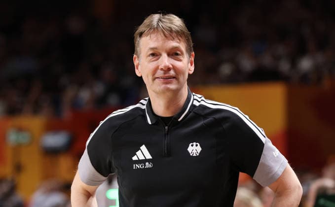 Bundestrainer Olaf Lange zufrieden Portrait Porträt Einzelbild close up Basketball FIBA World Cup Weltmeisterschaft Frauen WM Saison 2026 2027 07.09.2026 DBB Deutschland GER vs Mali