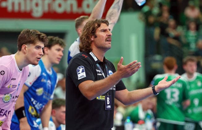 07.09.2026, xovx, Handball Opel Handball-Bundesliga, HSG Wetzlar - ThSV Eisenach Trainer Sebastian Hinze (ThSV Eisenach) enttäuscht, enttäuscht schauend Wetzlar Buderus Arena Hessen Deutschland (DE)