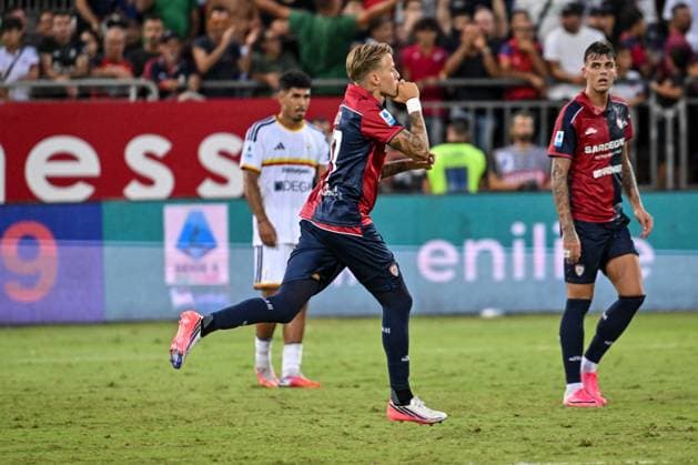 IPA88247886 - Mattia Felici of Cagliari Calcio during the Cagliari Calcio vs. US Lecce Italian Serie A soccer match in Cagliari, Italy, on September 7, 2026  Copyright: xLuigixCanu IPAxSportx xx IPA88247886