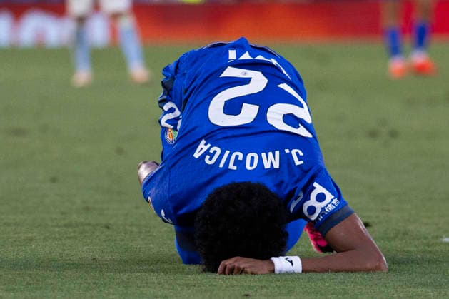 Getafe v Celta de Vigo - La Liga EA Sports Johan Mojica of Getafe after a foul during La Liga EA Sports match between Getafe and Celta de Vigo at Estadio Coliseum on September 07, 2026 in Getafe, Madrid, Spain. Getafe Estadio Coliseum Madrid Spain Copyright: xAlejandroxMatiasxAcostax