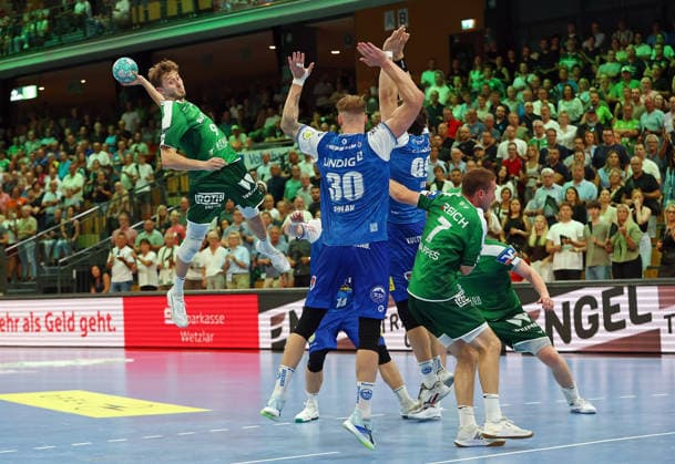 07.09.2026, xovx, Handball Opel Handball-Bundesliga, HSG Wetzlar - ThSV Eisenach v.l. Niklas Theiß (HSG Wetzlar), Peter Walz (ThSV Eisenach), Dominik Solak (ThSV Eisenach), Tillman Leu (ThSV Eisenach), Dominik Mappes (HSG Wetzlar), Georg Löwen (HSG Wetzlar) Wetzlar Buderus Arena Hessen Deutschland (DE)