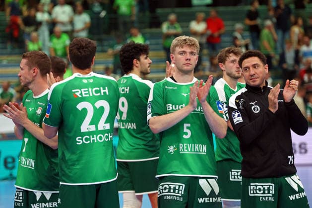 07.09.2026, xovx, Handball Opel Handball-Bundesliga, HSG Wetzlar - ThSV Eisenach Die Spieler der HSG Wetzlar nachdenklich nach dem 31:31 unentschieden gegen Eisenach, v.l. Dominik Mappes (HSG Wetzlar), Jona Schoch (HSG Wetzlar), Doruk Pehlivan (HSG Wetzlar), Tristan Kirschner (HSG Wetzlar), Niklas Theiß (HSG Wetzlar), Ahmed Nafea (HSG Wetzlar) Wetzlar Buderus Arena Hessen Deutschland (DE)