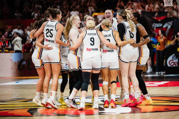 FIBA Women™s Basketball World Cup 2026: Deutschland vs. Mali, 07.09.2026 Deutschland jubelt JUBEL, feiert, FEIER; Basketball, FIBA Women™s Basketball World Cup 2026, Gruppenphase, Gruppe A, 3. Spieltag: Deutschland vs. Mali am 07.09.2026 in der Uber Arena, Berlin Copyright: xBEAUTIFULxSPORTS Tonhäuserx
