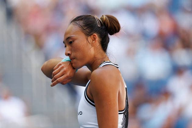 September 7, 2026: Qinwen Zheng (CHN) in action against Iga Swiatek (POL) during their Round 4 match at the US Open on September 7, 2026, held at the USTA Billie Jean King National Tennis Center in New York City. CSM New York City USA - ZUMAc04_ 20260907_zma_c04_026 Copyright: xBerniexHaleyx