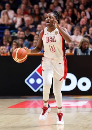 Chelsea Gray am Ball Einzelbild Freisteller Aktion Basketball FIBA World Cup Weltmeisterschaft Frauen WM Saison 2026 2027 07.09.2026 USA vs Tschechien Tschechische Republik CZE