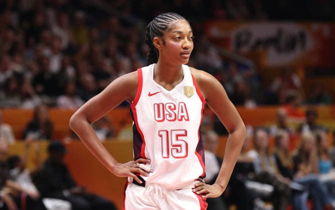 Angel Reese Aktion Oberkörper Portrait Porträt Einzelbild close up Basketball FIBA World Cup Weltmeisterschaft Frauen WM Saison 2026 2027 07.09.2026 USA vs Tschechien Tschechische Republik CZE