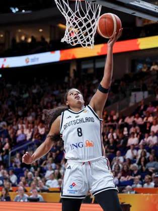 Nyara Sabally (Germany) controls the ball during the FIBA Women s Basketball World Cup Germany 2026 group match between Germany and Mali at Berlin Arena on September 7, 2026 in Berlin, Germany. (Photo by Marco Steinbrenner DeFodi Images) -