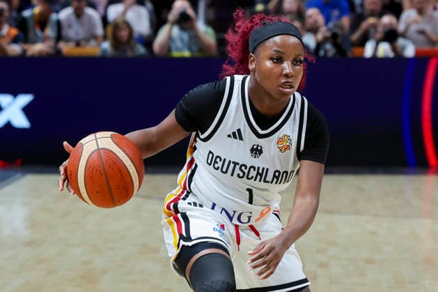 Alexis Peterson (Germany) controls the ball during the FIBA Women s Basketball World Cup Germany 2026 group match between Germany and Mali at Berlin Arena on September 7, 2026 in Berlin, Germany. (Photo by Marco Steinbrenner DeFodi Images) -
