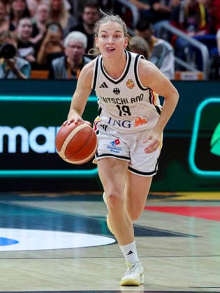 Britta Daub (Germany) controls the ball during the FIBA Women s Basketball World Cup Germany 2026 group match between Germany and Mali at Berlin Arena on September 7, 2026 in Berlin, Germany. (Photo by Marco Steinbrenner DeFodi Images) -