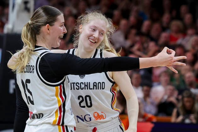 Luisa Geiselsoder (Germany) und Frieda Buhner (Germany) cheer during the FIBA Women s Basketball World Cup Germany 2026 group match between Germany and Mali at Berlin Arena on September 7, 2026 in Berlin, Germany. (Photo by Marco Steinbrenner DeFodi Images) -