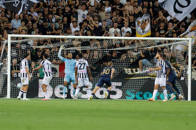 Udinese Calcio v SS Lazio - Serie A 2026 27 Lazio s Albert Gudmundsson celebrates after scoring a goal during the Serie A Enilive soccer match between Udinese and Lazio at the Bluenergy Stadium in northern Italy on September 7, 2026. Udine Italy Italy  Copyright: xMattiaxRadonix originalFilename:radoni-udinesev260907_npyoO.jpg