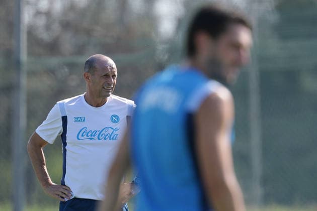Napoli™s head coach Massimiliano Allegri During training at the SSC Napoli sports center, Champions League Napoli - Arsenal Castel Volturno (CE) on September 08 , 2026  Copyright: xAlessandroxGarofalo LaPressex