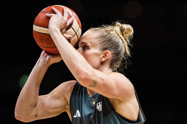 FIBA Women™s Basketball World Cup 2026: Deutschland Training Session, 08.09.2026 Leonie Fiebich (Deutschland, 13) mit Ball vor dem Gesicht; Basketball, FIBA Women™s Basketball World Cup 2026, Final Phase, Training: Deutschland am 08.09.2026 in der Uber Arena, Berlin Copyright: xBEAUTIFULxSPORTS Tonhäuserx