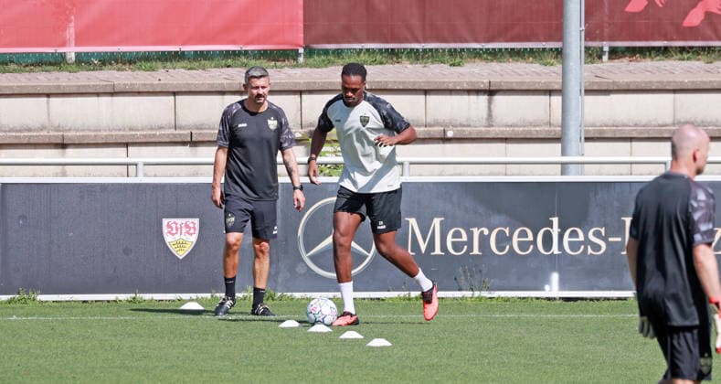 08.09.26 VfB Stuttgart Training Deutschland, Stuttgart, 08.09.2026, Fussball, Bundesliga, Saison 2026 2027, VfB Stuttgart Training: Dan-Axel Zagadou. *** 08 09 26 VfB Stuttgart Practice Germany, Stuttgart, 08 09 2026, Soccer, Bundesliga, 2026–2027 Season, VfB Stuttgart Practice Dan Axel Zagadou