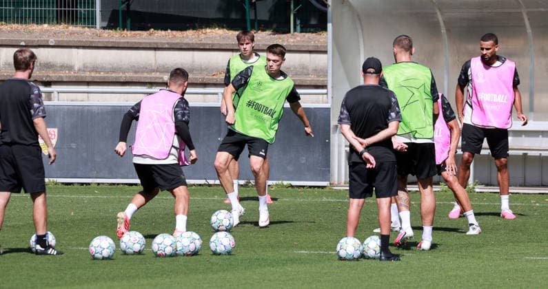08.09.26 VfB Stuttgart Training Deutschland, Stuttgart, 08.09.2026, Fussball, Bundesliga, Saison 2026 2027, VfB Stuttgart Training: Dzenan Pejcinovic. *** 08 09 26 VfB Stuttgart Training Germany, Stuttgart, 08 09 2026, Soccer, Bundesliga, 2026–2027 Season, VfB Stuttgart Training Dzenan Pejcinovic