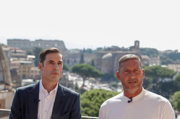 September 8, 2026, Rome, Rome, ITALY: Paul Matiasic, president of Maxima Roma, and Francesco Totti, the club s advisor. press conference, PK, Pressekonferenz for the presentation of the new Roman basketball club, Maxima Roma, Rome, September 8, 2026. Press Conference To Present The New Roman Basketball Club Maxima Roma - ZUMAa289 20260908_zia_a289_233 Copyright: xRiccardoxDexLucax xAgfx