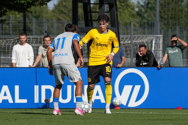 Dienstag, 08.09.2026 Saison 2026 2027 1. Spieltag UEFA Youth League im BVB Fußballpark Hohenbuschei, Dortmund, Germany. BV Borussia Dortmund U19 - FC Villarreal U19. Justin Hoy (BVB)