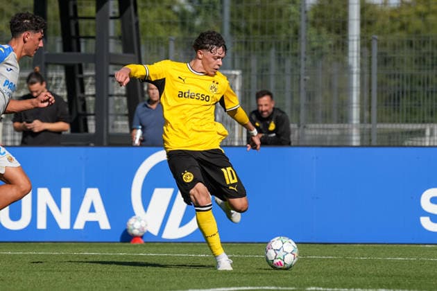 Dienstag, 08.09.2026 Saison 2026 2027 1. Spieltag UEFA Youth League im BVB Fußballpark Hohenbuschei, Dortmund, Germany. BV Borussia Dortmund U19 - FC Villarreal U19. Justin Hoy (BVB)