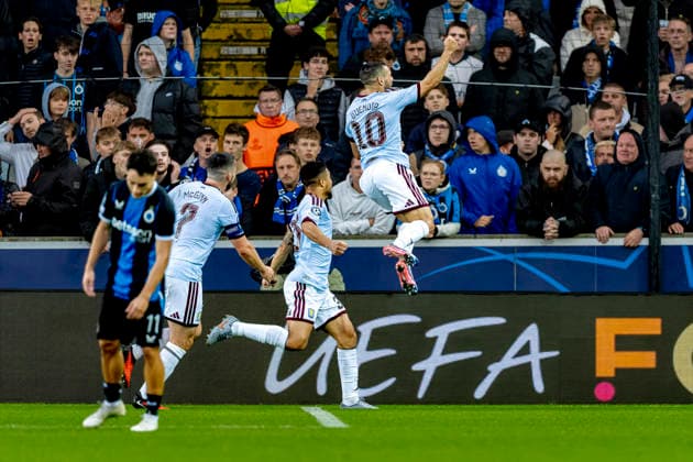 BRUGGE - Aston Villa FC forward Emiliano Buendia scores to make it 1-2 and celebrates the goal during the UEFA Champions League match between Club Brugge and Aston Villa in Jan Breydelstadion on 8 september 2026 in Brugge, Belgie. (Photo by DeFodi Images) -