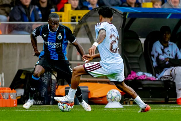 BRUGGE - Club Brugge forward Carlos Forbs, Aston Villa FC defender Ian Maatsen during the UEFA Champions League match between Club Brugge and Aston Villa at Jan Breydelstadion on 8 September 2026 in Brugge, Belgie. (Photo by DeFodi Images) -