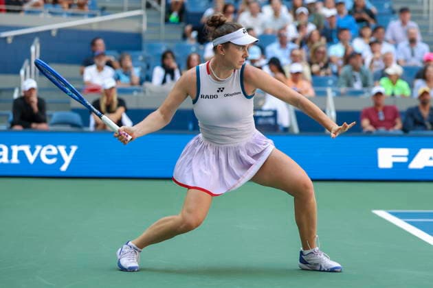 US Open tennis tournament - Day 10 Linda Noskova of Czechia in action against Aryna Sabalenka of Belarus during the Women Singles Quarterfinals match of the US Open Tennis Championships in Flushing Meadows, New York, USA, 08 September 2026. FLUSHING MEADOWS NEW YORK United States  Copyright: xSARAHxYENESELx