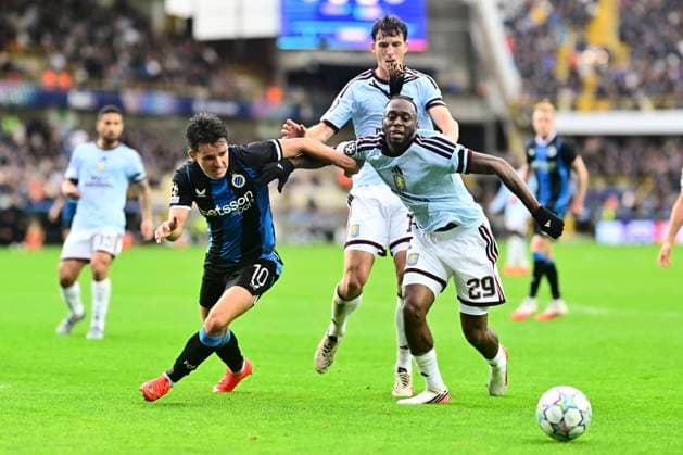 Club Brugge v Aston Villa - UEFA Champions League BRUGGE, BELGIUM - SEPTEMBER 08 : Vetlesen Hugo midfielder of Club Brugge, Wanbissaka Aaron right-back of Aston Villa during the UEFA Champions League 2026 27 League Phase MD1 match between Club Brugge and Aston Villa on September 8, 2026 in Brugge, Belgium, 08 09 2026 Brugge Belgium  Copyright: xPeterxDexVoechtx