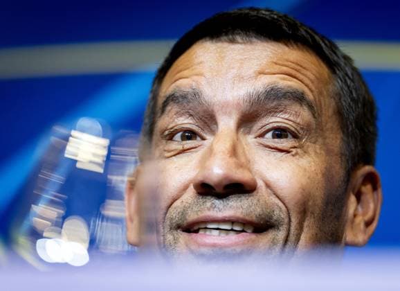 BARCELONA - Feyenoord coach Giovanni van Bronckhorst during a press conference, PK, Pressekonferenz at Camp Nou ahead of the UEFA Champions League match between FC Barcelona, Barca and Feyenoord. KOEN VAN WEEL ANP xVIxANPxSportx xxANPxIVx 567664900 originalFilename: 567664900.jpg